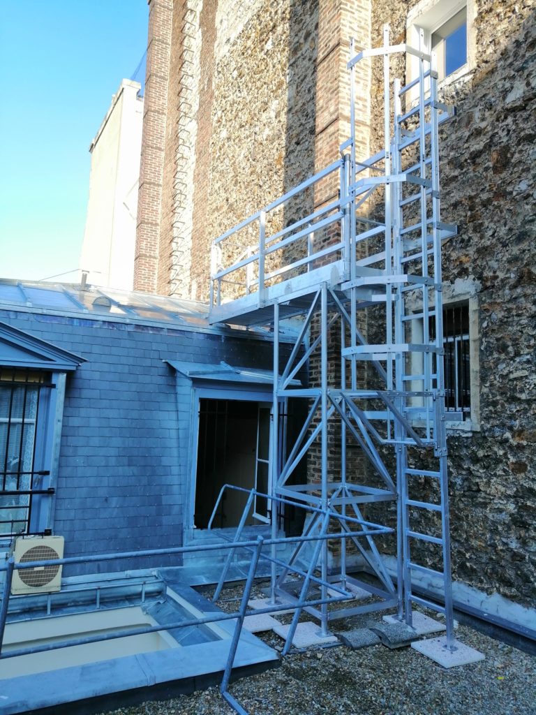 Escalier toiture
