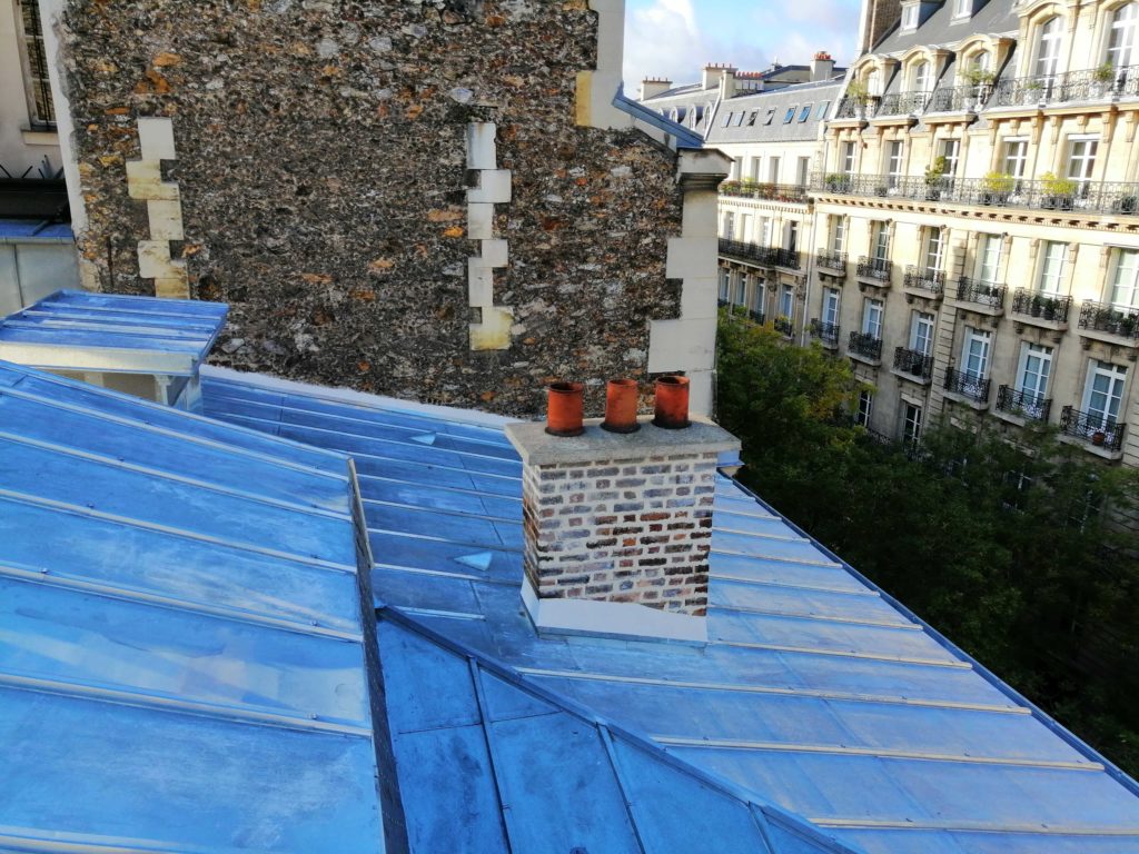 Toiture zinc cheminée